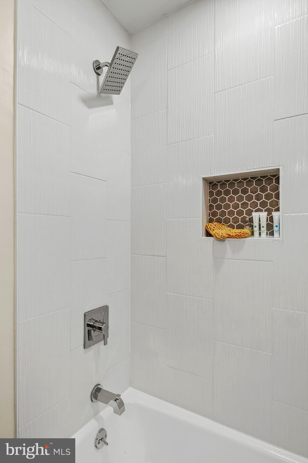 16480 Ed Warfield Road Woodbine, MD 21797 - Photo 32 of 59 Bathroom 2 (alt view)