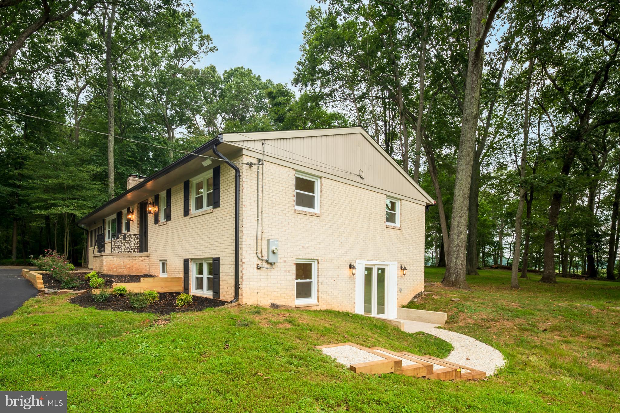 16480 Ed Warfield Road Woodbine, MD 21797 - Photo 4 of 59 Exterior Front / Side