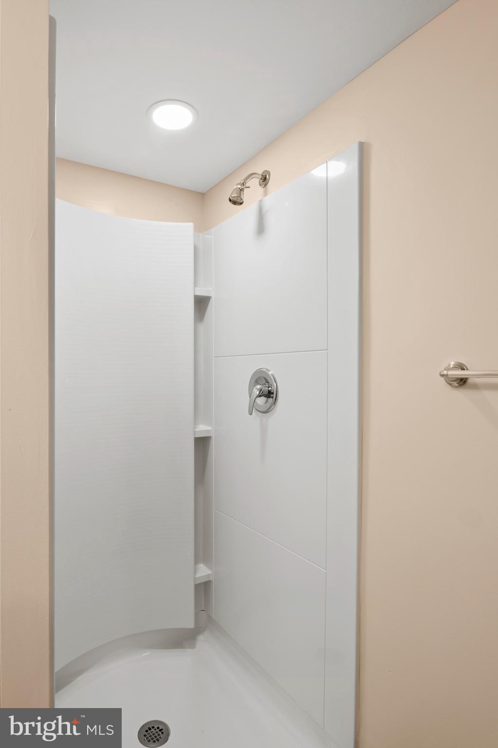 16480 Ed Warfield Road Woodbine, MD 21797 - Photo 48 of 59 Bathroom 3 (alt view)