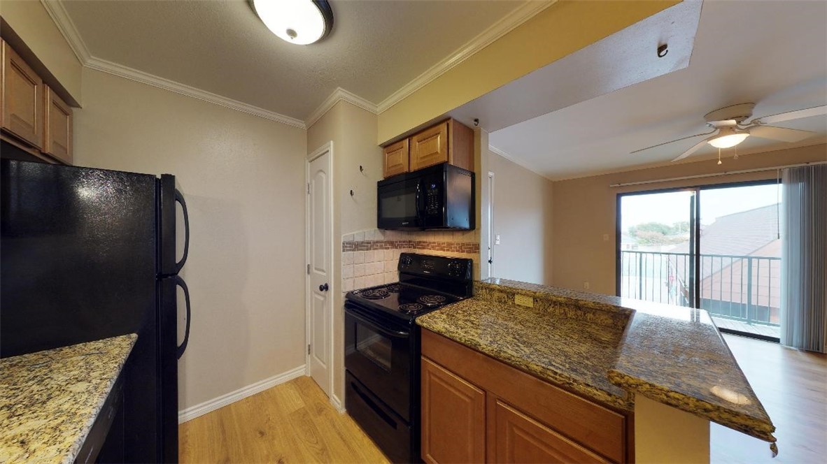 904 University Oaks Boulevard, Unit 124 College Station, TX 77840 - Photo 8 of 23