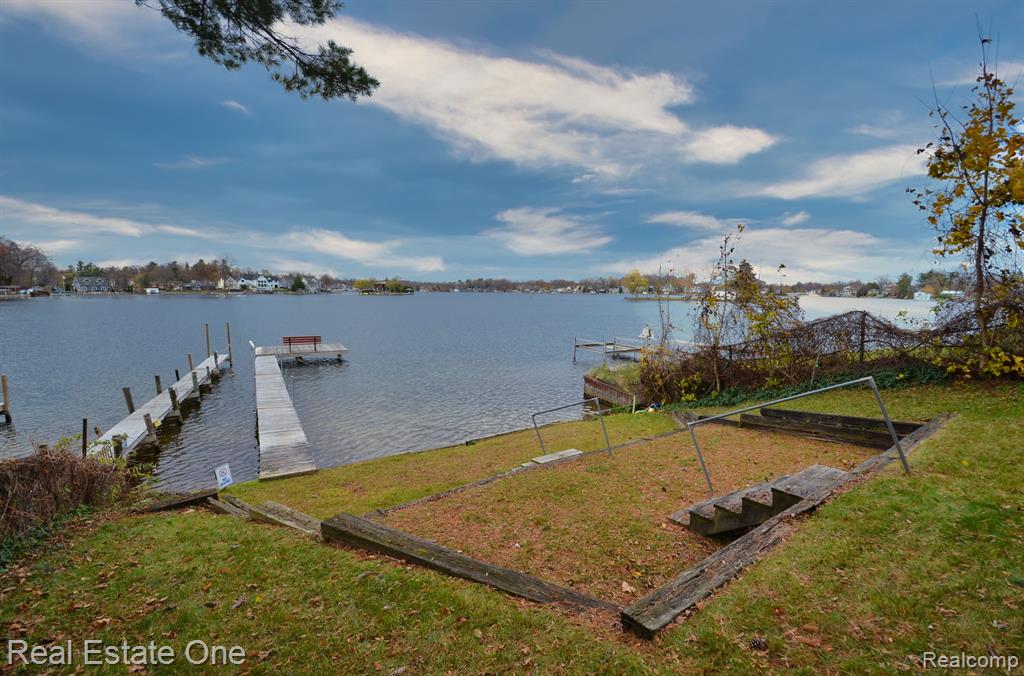 796 Heights Road Lake Orion, MI 48362 - Photo 26 of 26 Gallery Image 26