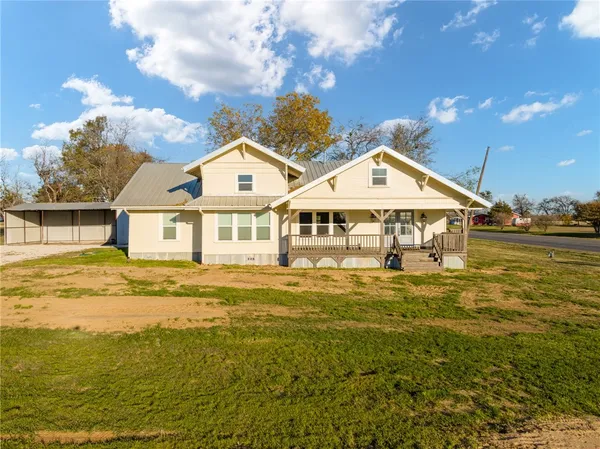 $445,000 | 104 Stevens Street, Itasca, TX 76055