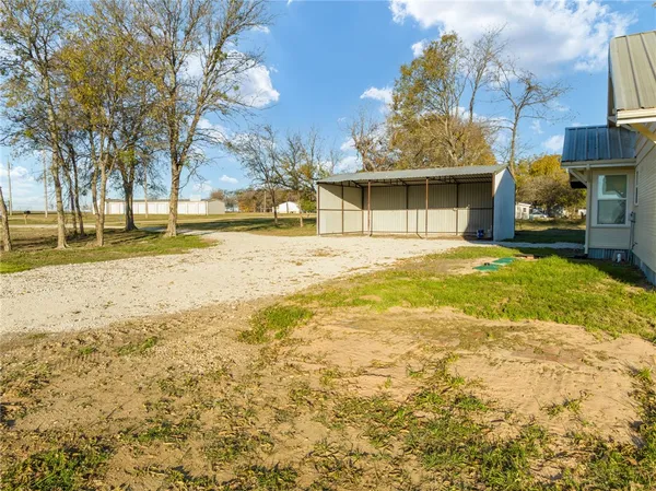 $445,000 | 104 Stevens Street, Itasca, TX 76055