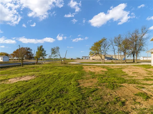 $445,000 | 104 Stevens Street, Itasca, TX 76055