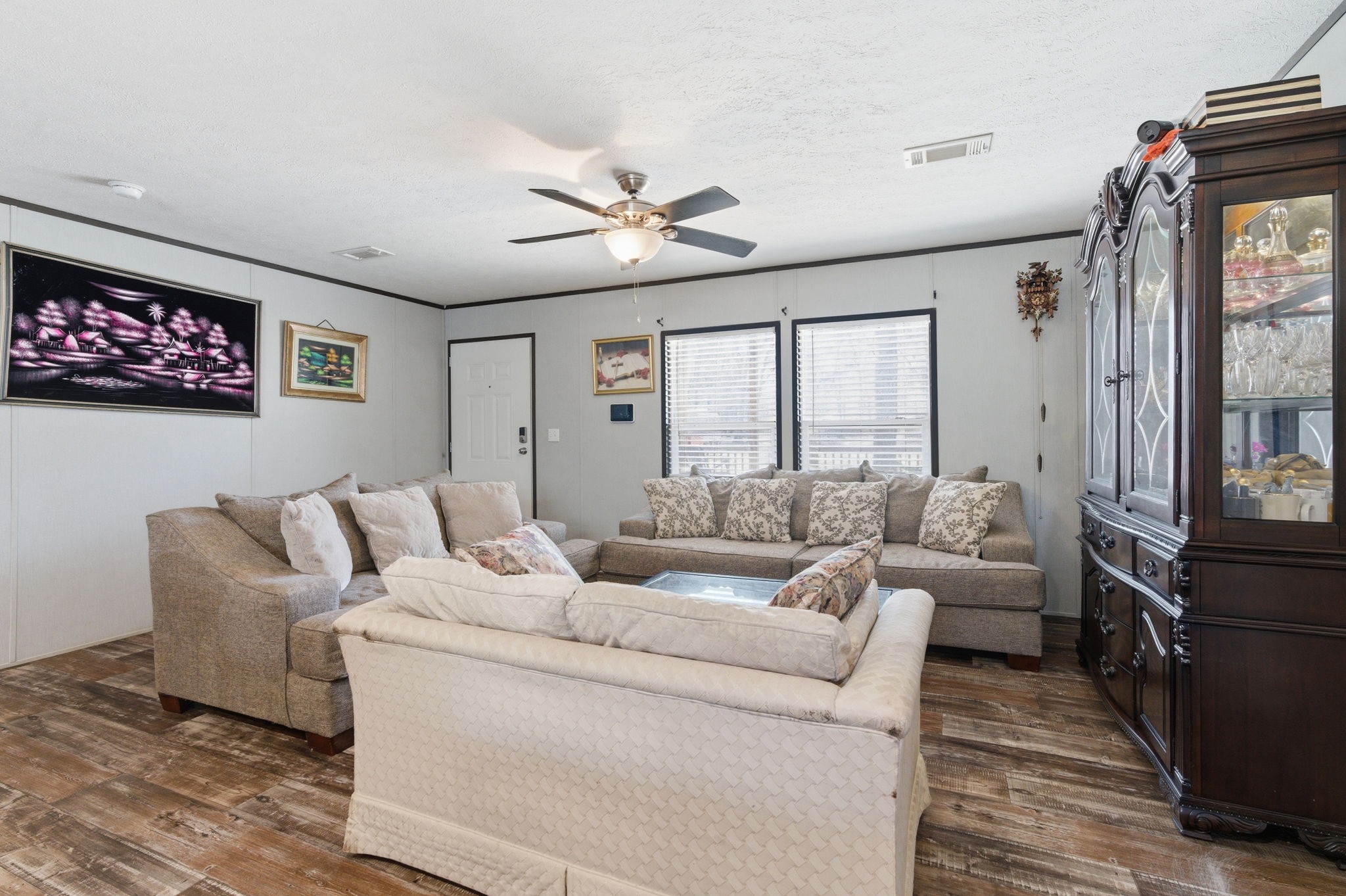 3110 Green Forest Road Conroe, TX 77303 - Photo 4 of 50 a living room with furniture and a large window