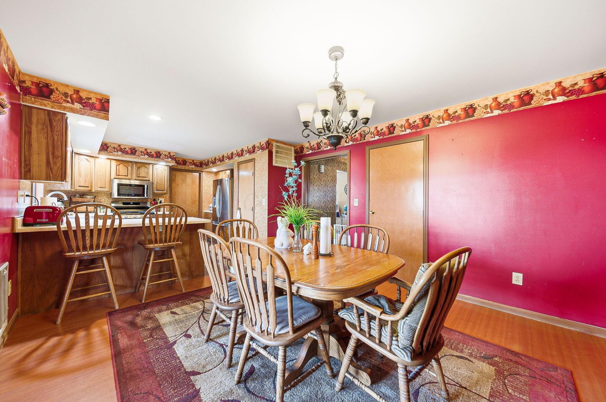 1040 Straight Creek Road Waverly, OH 45690 - Photo 22 of 113 Dining Room