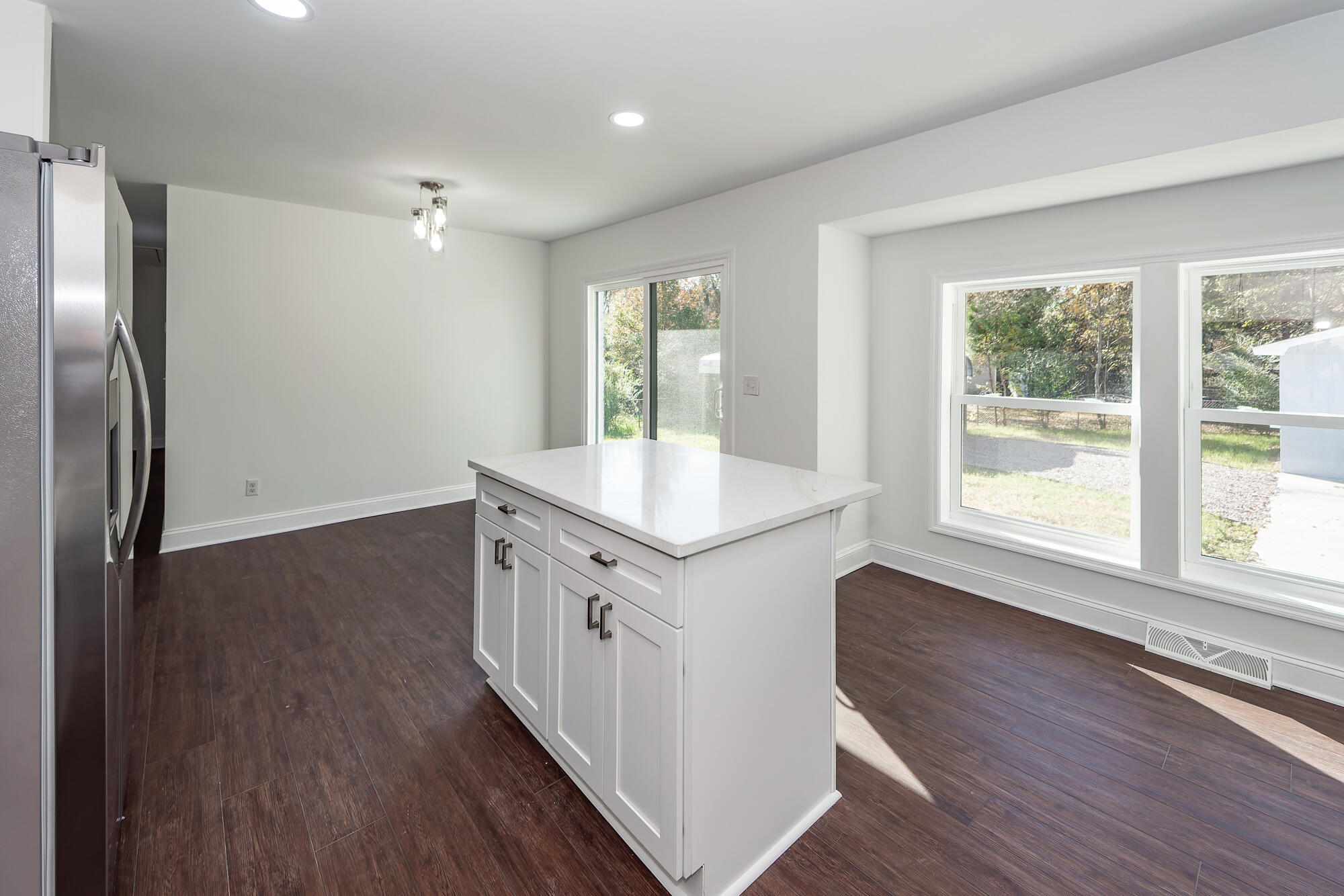 1022 Miles Jamison Road Summerville, SC 29485 - Photo 10 of 34 17