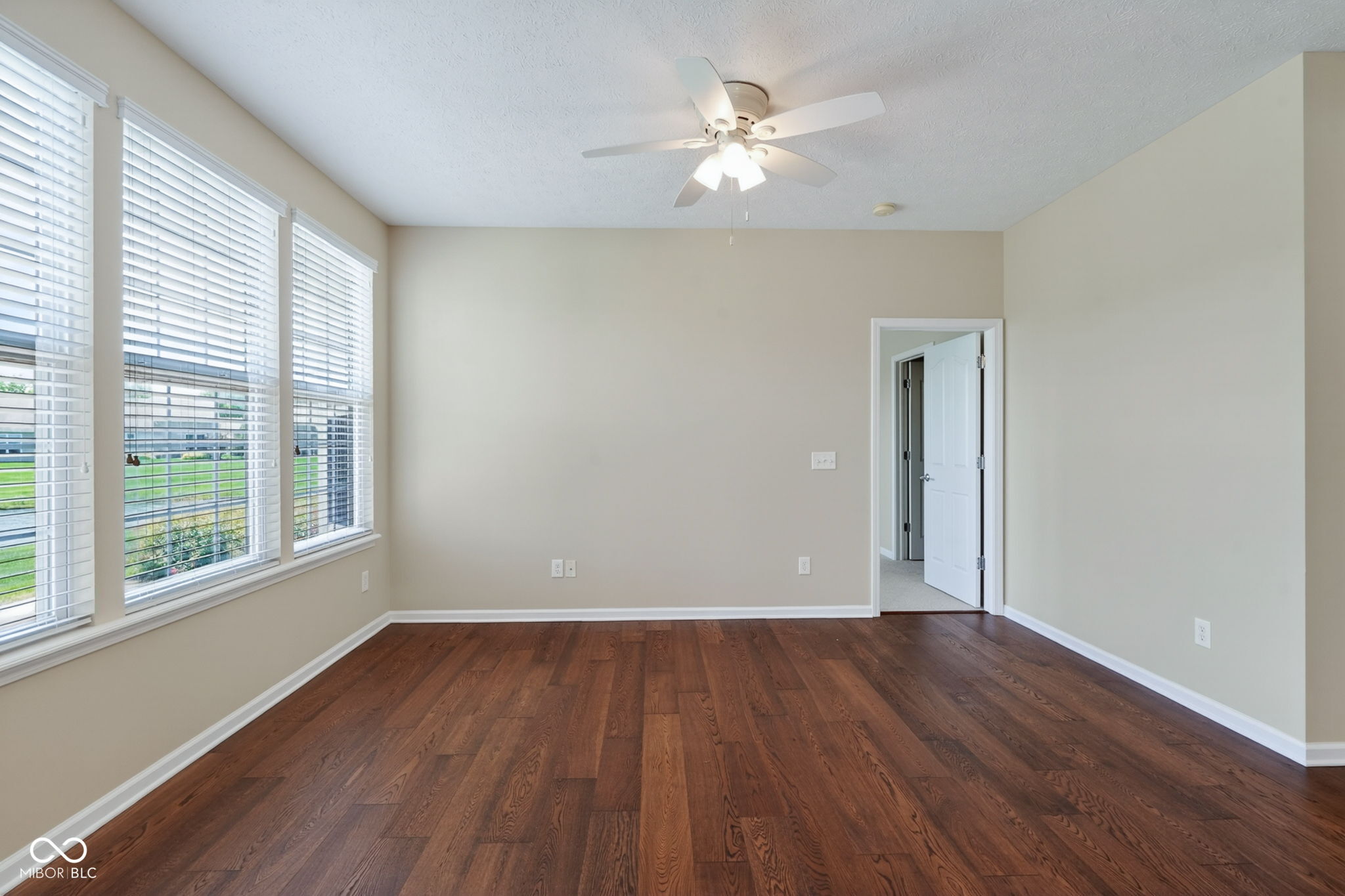 16031 Lambrusco Way Fishers, IN 46037 - Photo 16 of 32