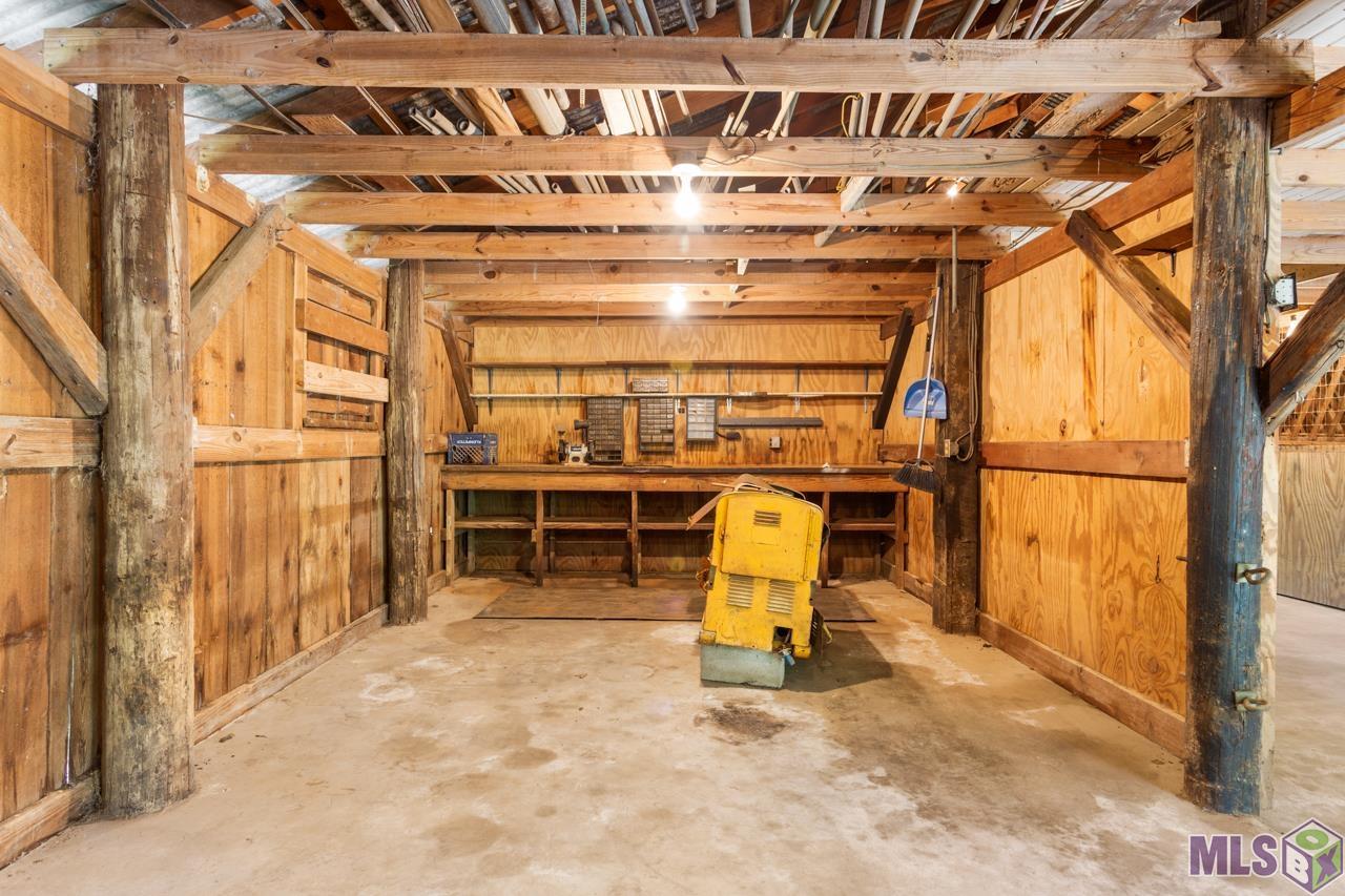 22475 Hoo Shoo Too Road Baton Rouge, LA 70817 - Photo 14 of 32 Tack Room or Workshop Area