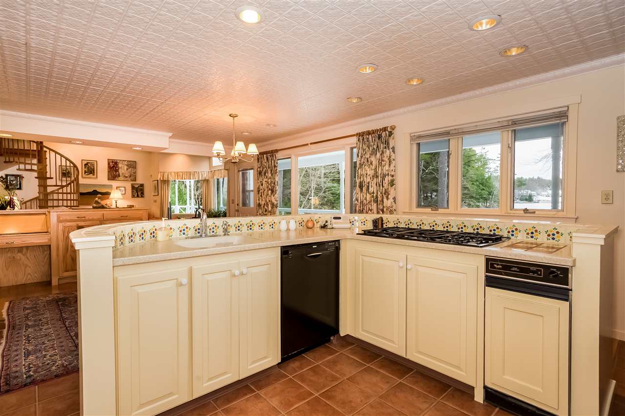 23 Tuftonboro Neck Road Tuftonboro, NH 03853 - Photo 12 of 40 Gallery Image 12