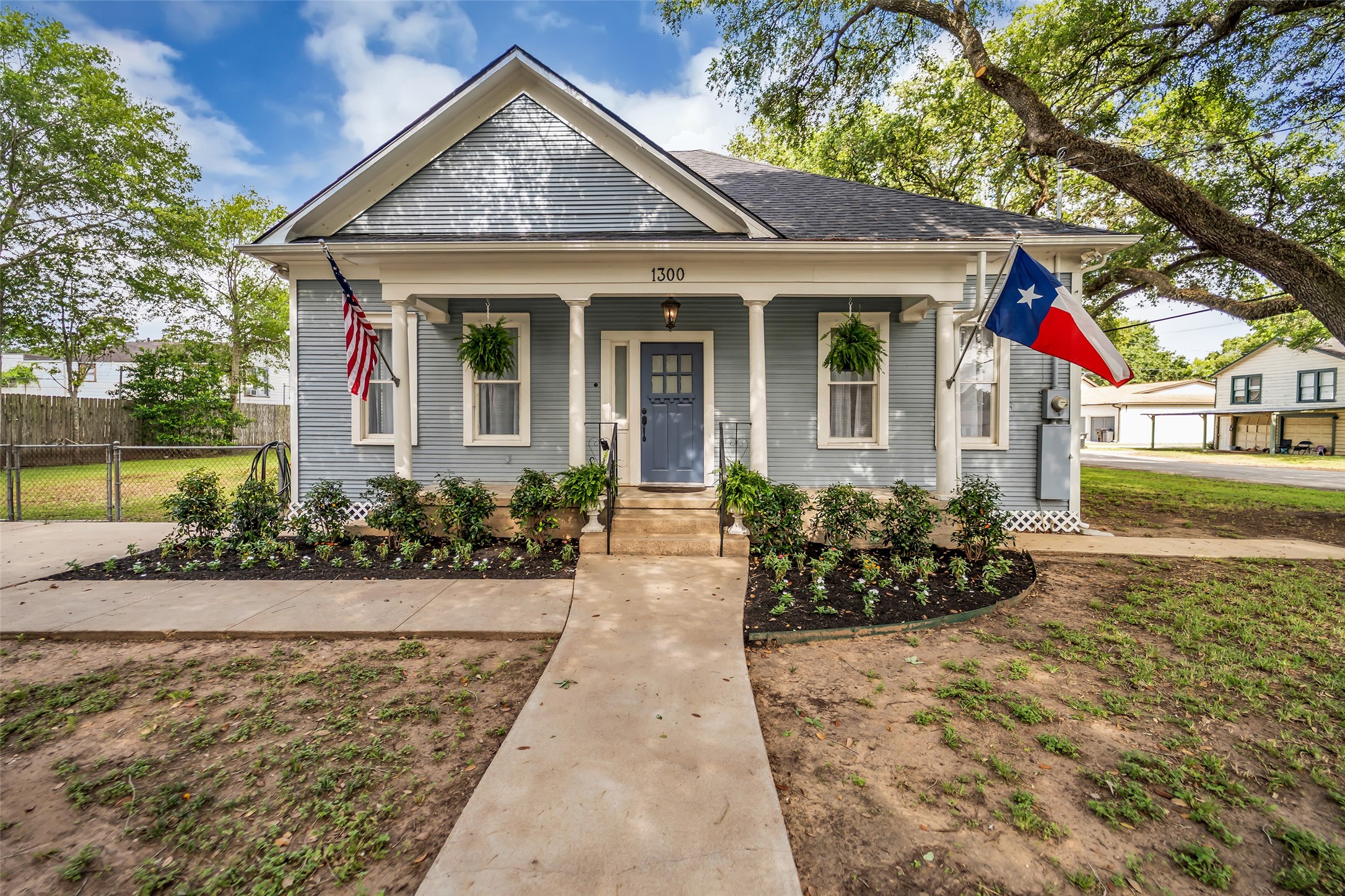 1300 7th Street Rosenberg, TX 77471 - Photo 3 of 42