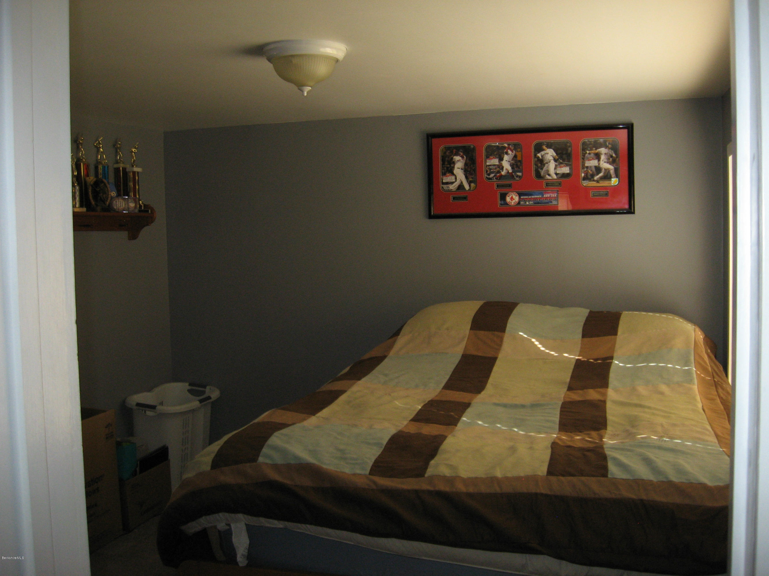 419 East New Lenox Road Pittsfield, MA 01201 - Photo 14 of 33 IMG_2080