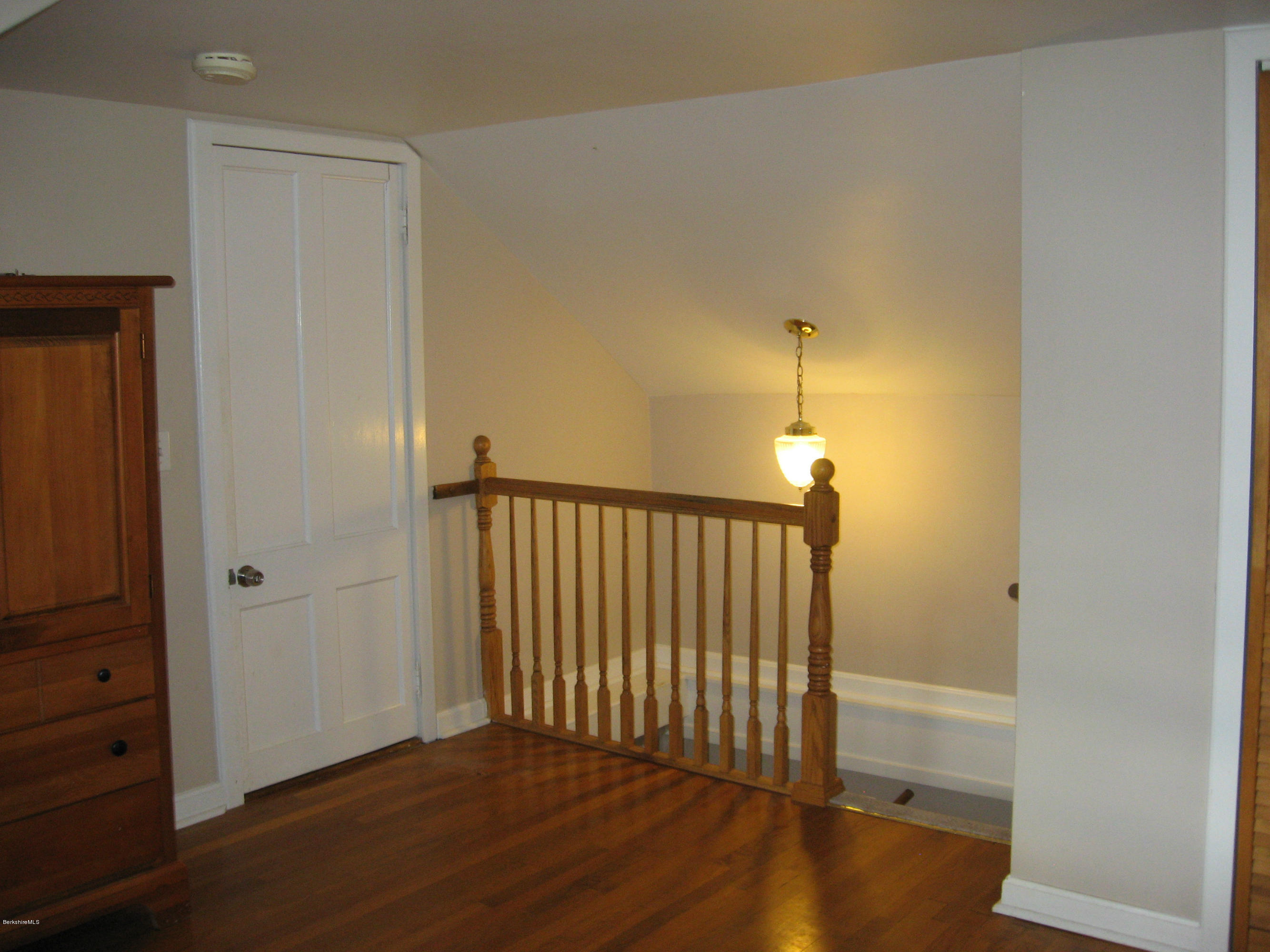 419 East New Lenox Road Pittsfield, MA 01201 - Photo 21 of 33 IMG_2089