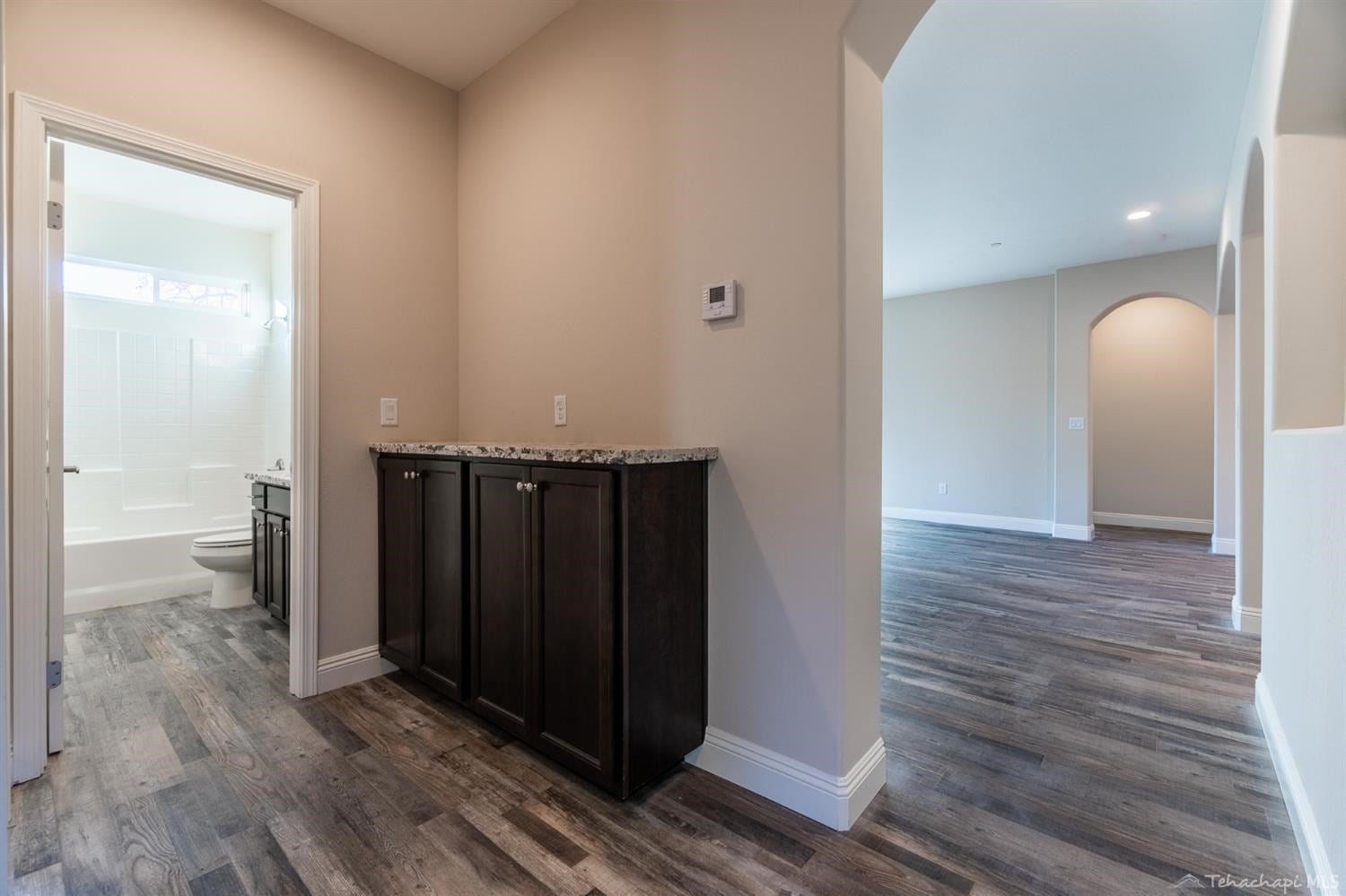 17621 Busher Way Tehachapi, CA 93561 - Photo 33 of 46 Gallery Image 33