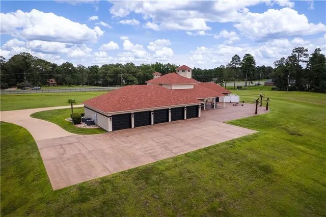 $1,599,000 | 6923 Monroe Highway, Ball, LA 71405