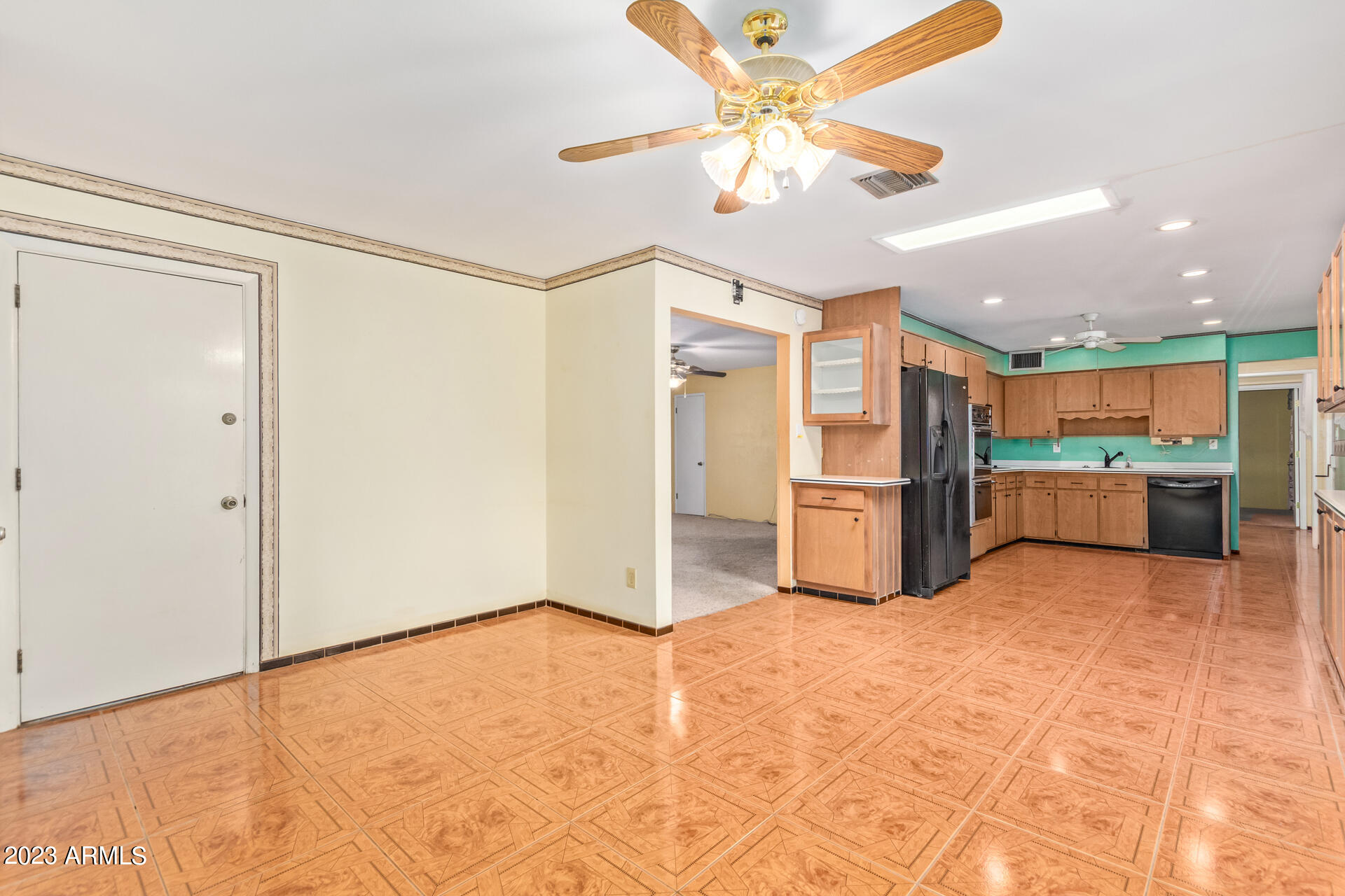 201 West Ruth Avenue Phoenix, AZ 85021 - Photo 16 of 47 16 - Ruth