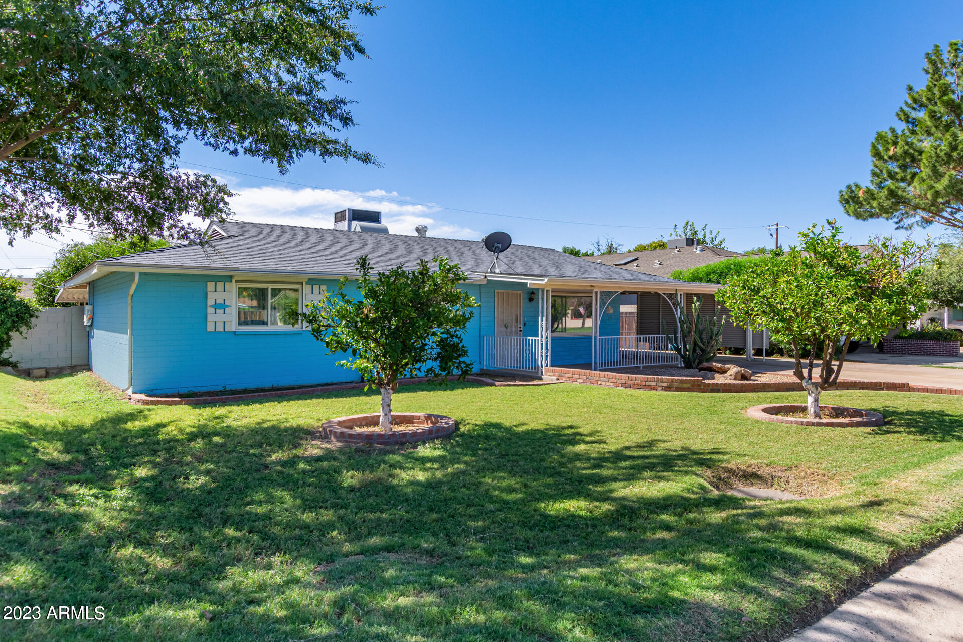 201 West Ruth Avenue Phoenix, AZ 85021 - Photo 3 of 47 03 - Ruth