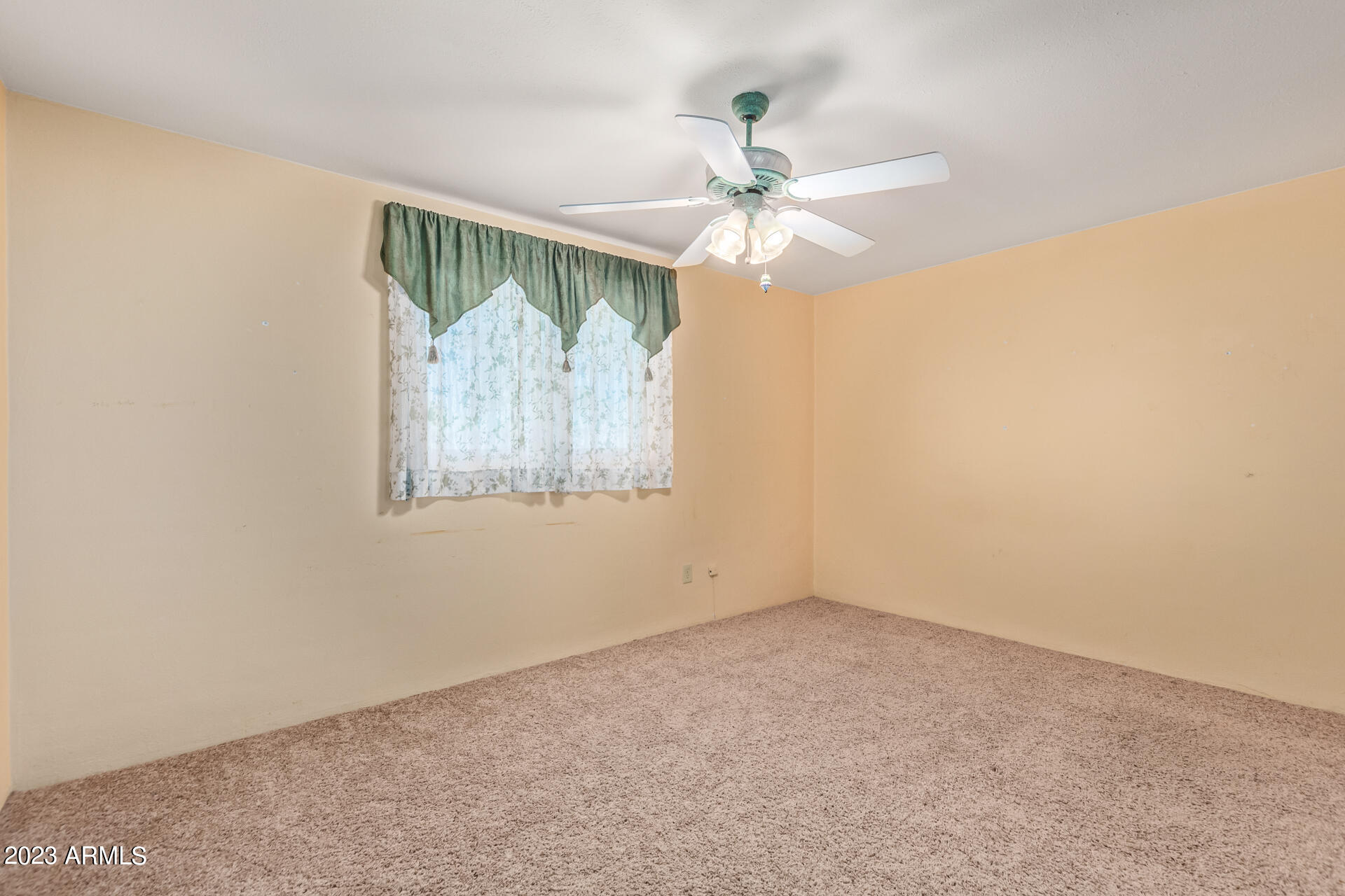201 West Ruth Avenue Phoenix, AZ 85021 - Photo 32 of 47 32 - Ruth