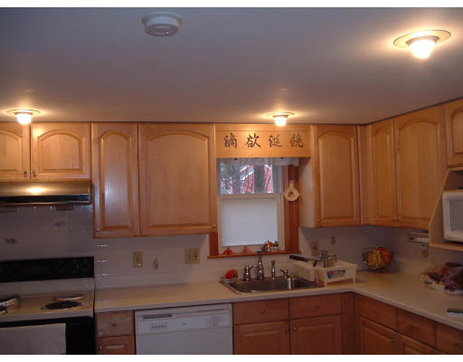 11 Mohawk Road Burlington, MA 01803 - Photo 3 of 6 Gallery Image 3