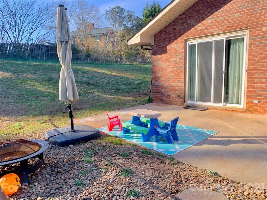 320 Golf Course Road Morganton, NC 28655 - Photo 17 of 21 Gallery Image 17
