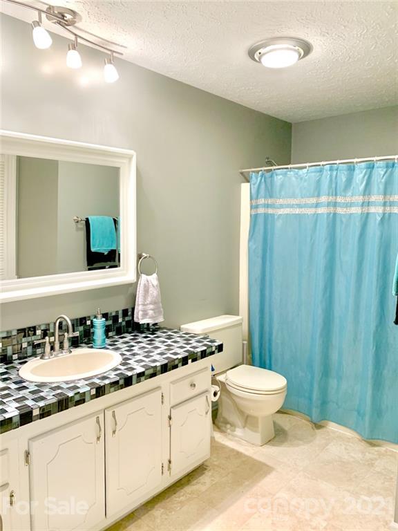 320 Golf Course Road Morganton, NC 28655 - Photo 9 of 21 Gallery Image 9