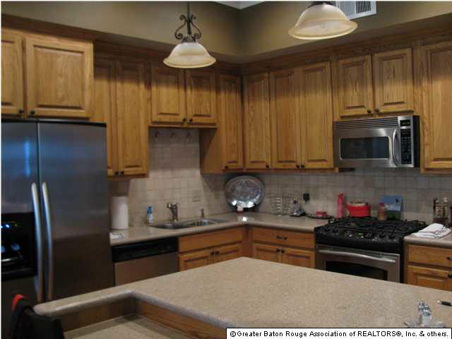 8248 Highland Road Baton Rouge, LA 70808 - Photo 6 of 12
