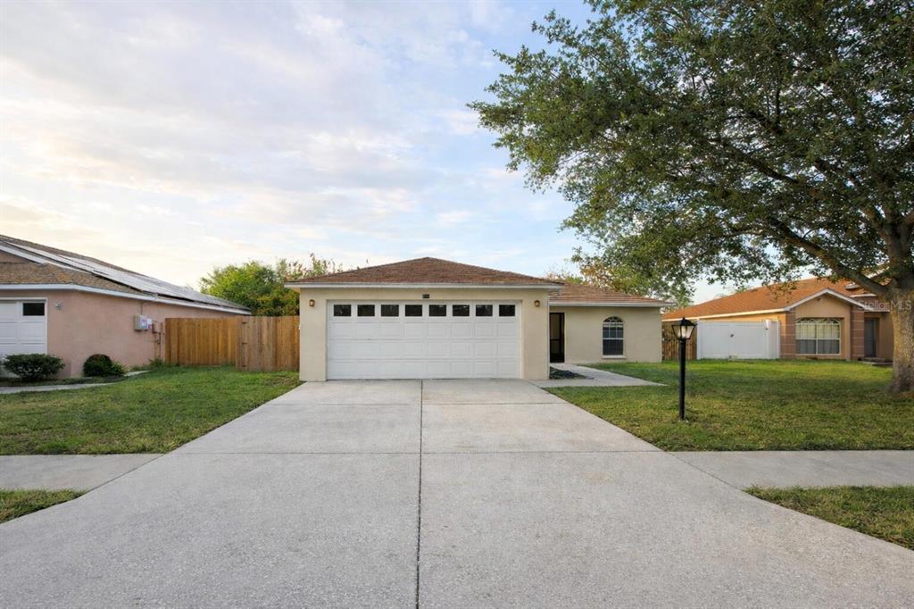 101 Diamond Ridge Boulevard Auburndale, FL 33823 - Photo 2 of 21