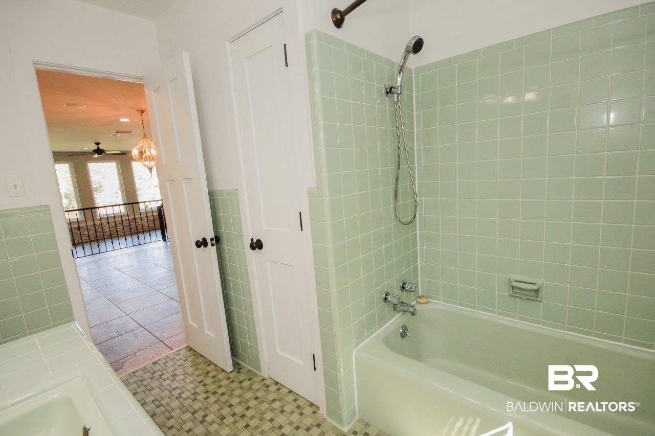 17527 River Road Summerdale, AL 36580 - Photo 33 of 50 Hall Bath