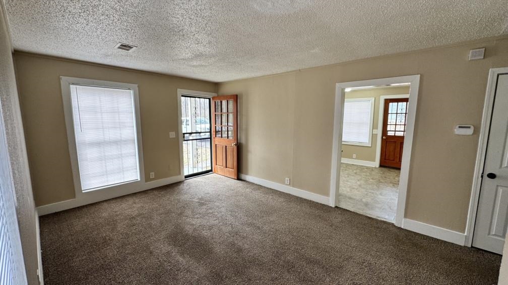 822 Eyers Road Memphis, TN 38109 - Photo 3 of 17 Gallery Image 3