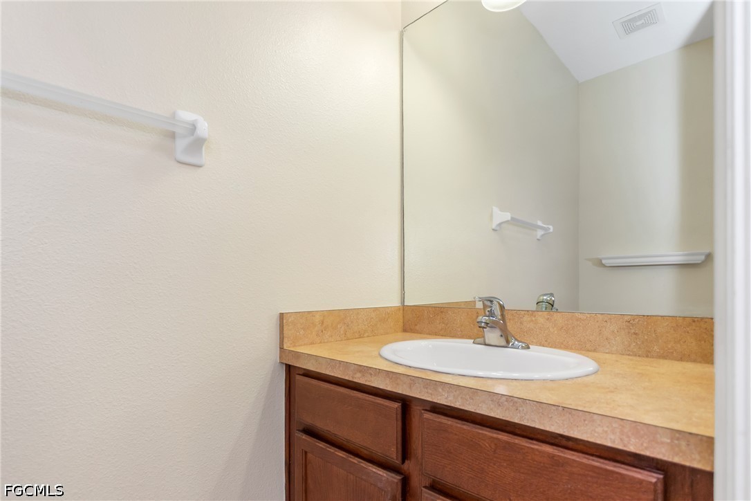 368 Harbor Ridge Drive Palm Harbor, FL 34683 - Photo 17 of 35