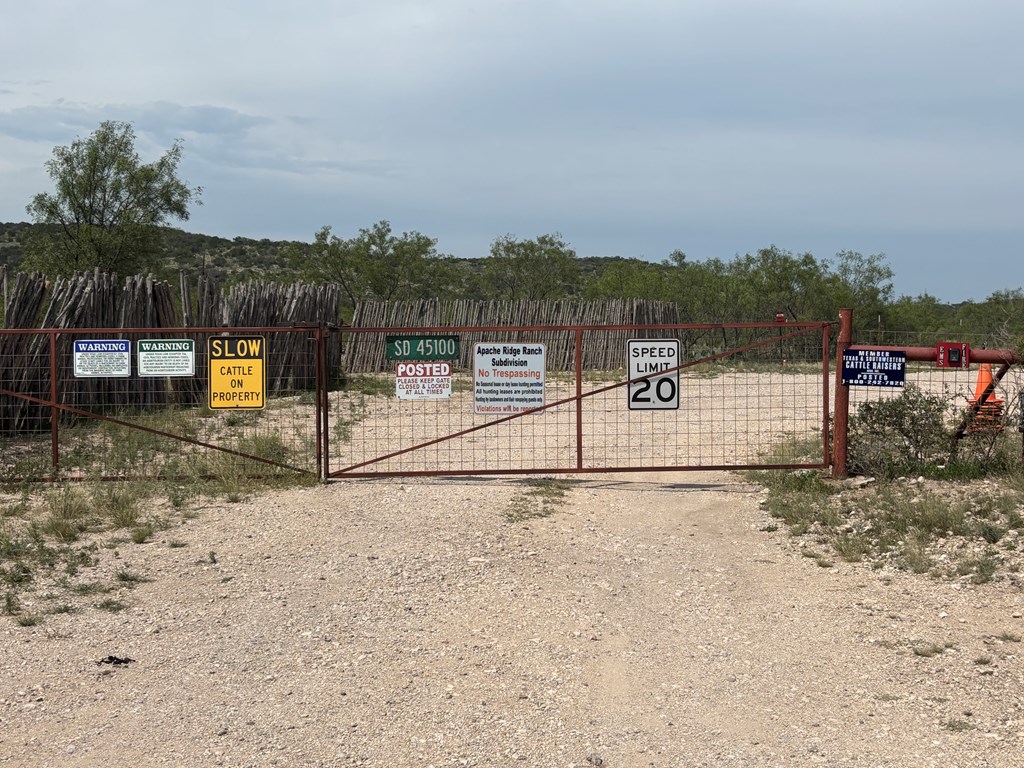 667 Other Rocksprings, TX 78880 - Photo 29 of 30