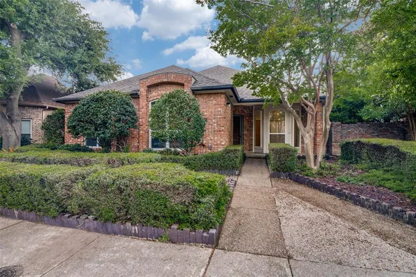 $2,800 | 4228 Winding Way Court, Dallas, TX 75287