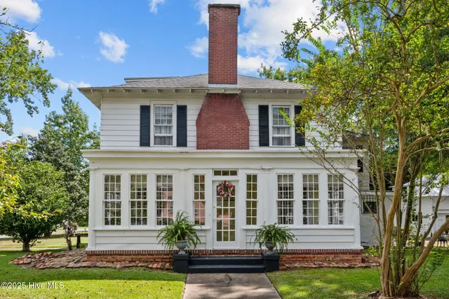 $210,000 | 510 West Washington Avenue, Kinston, NC 28501