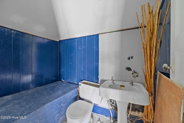 $210,000 | 510 West Washington Avenue, Kinston, NC 28501