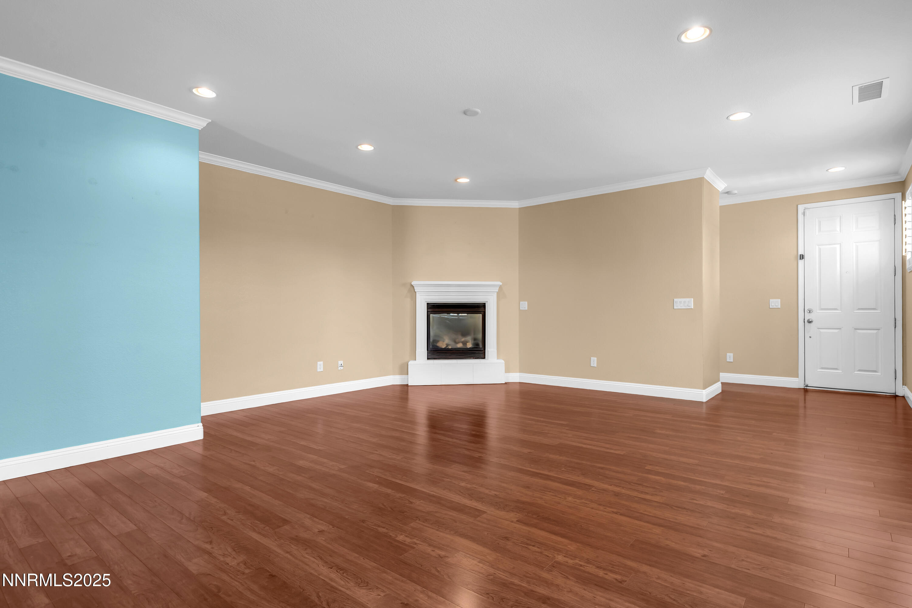 2190 Peaceful Valley Drive Reno, NV 89521 - Photo 7 of 57 PeacefullValley2190-005