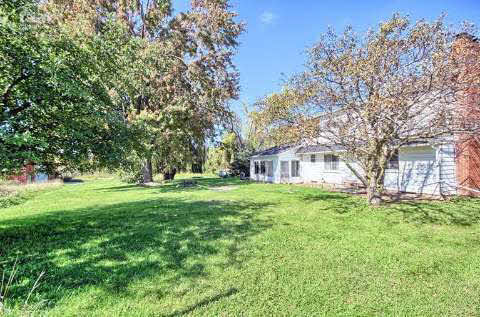 2048 Belford Road Holly, MI 48442 - Photo 24 of 29 20421724-23.JPG