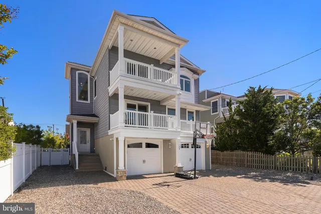 $2,169,000 | 109 West 26th Street, Ship Bottom, NJ 08008