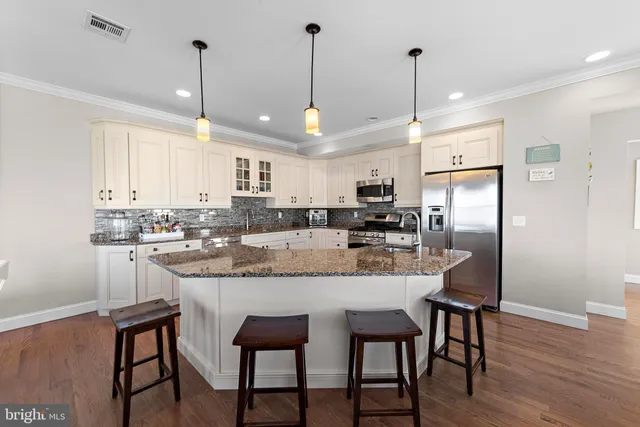 $2,169,000 | 109 West 26th Street, Ship Bottom, NJ 08008