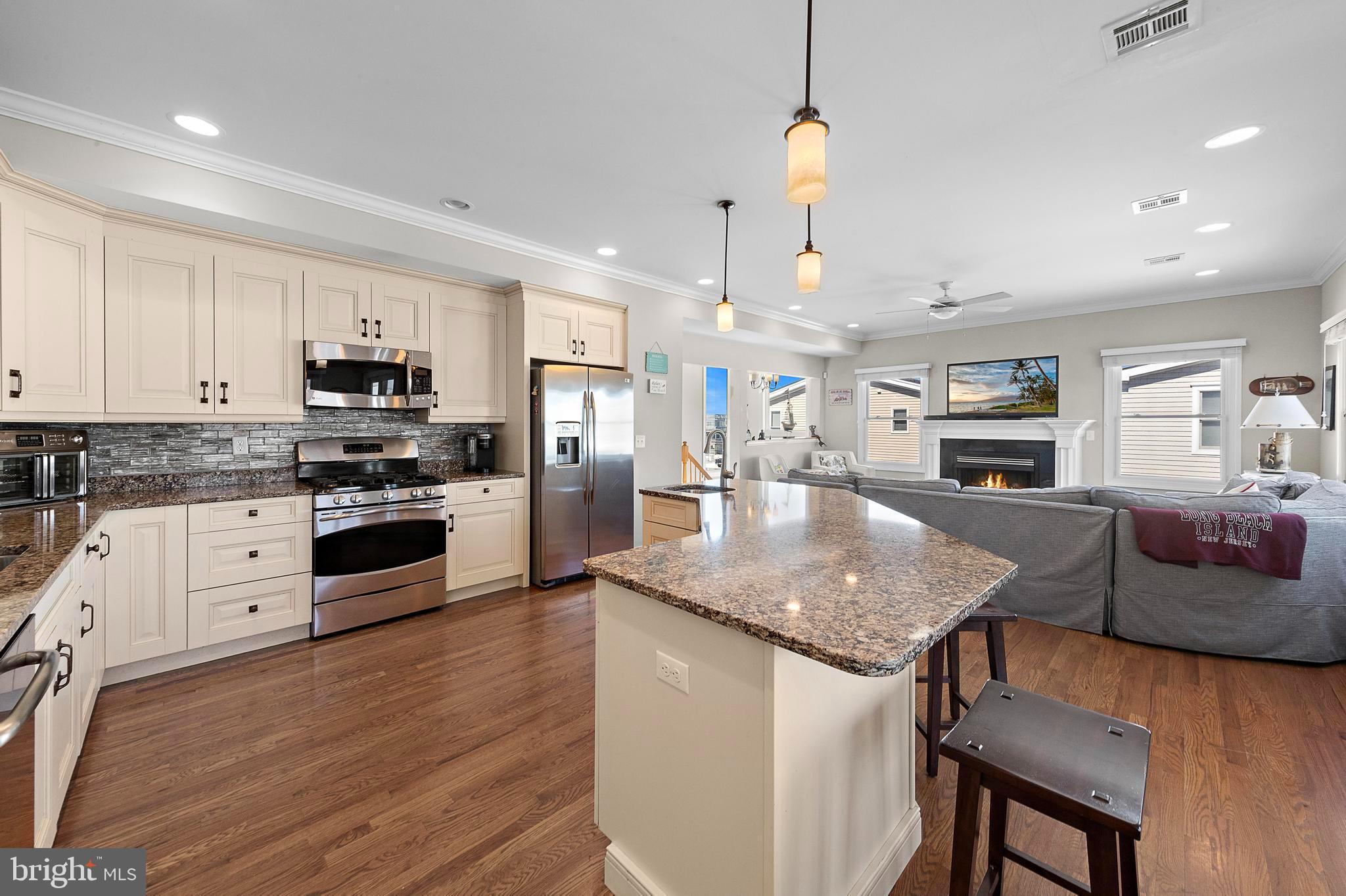 109 West 26th Street Ship Bottom, NJ 08008 - Photo 14 of 80