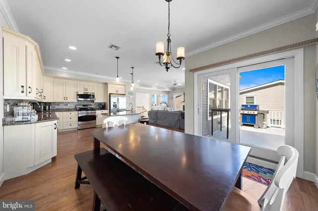 $2,169,000 | 109 West 26th Street, Ship Bottom, NJ 08008