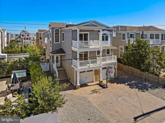 $2,169,000 | 109 West 26th Street, Ship Bottom, NJ 08008