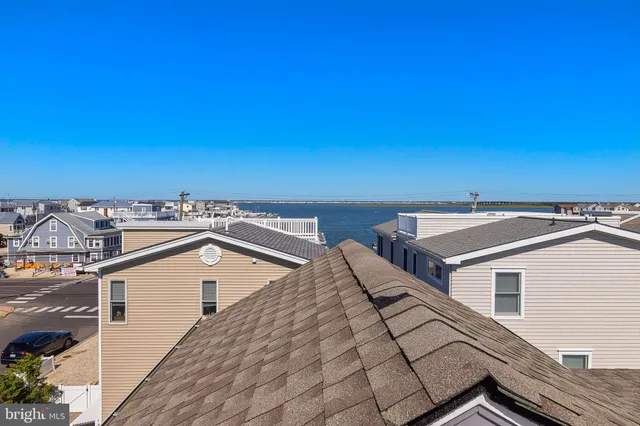$2,169,000 | 109 West 26th Street, Ship Bottom, NJ 08008