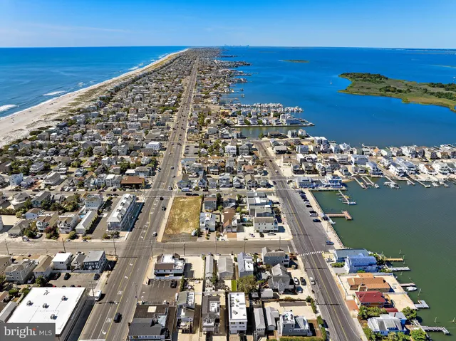 $2,169,000 | 109 West 26th Street, Ship Bottom, NJ 08008