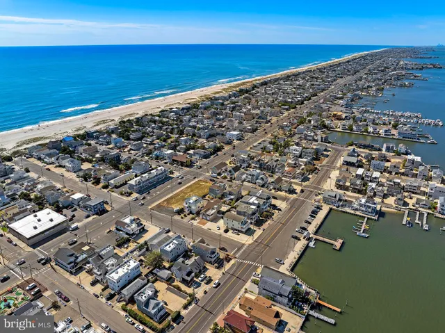 $2,169,000 | 109 West 26th Street, Ship Bottom, NJ 08008