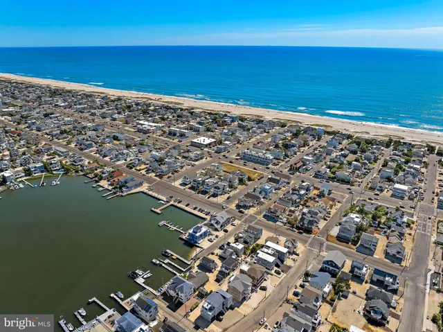 $2,169,000 | 109 West 26th Street, Ship Bottom, NJ 08008