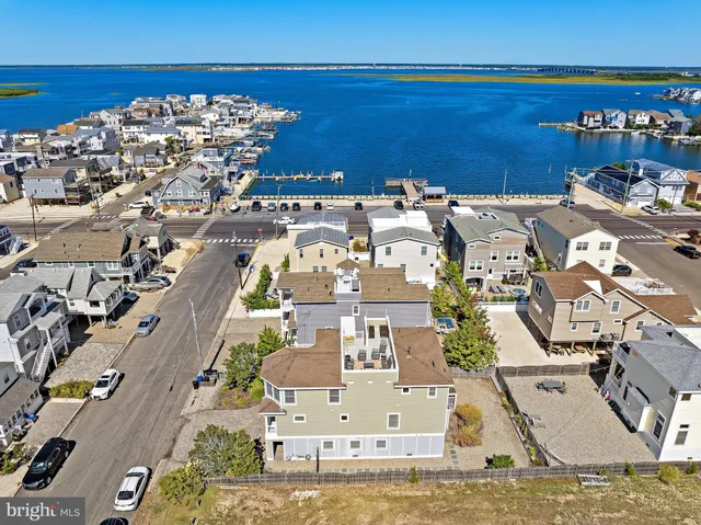 $2,169,000 | 109 West 26th Street, Ship Bottom, NJ 08008