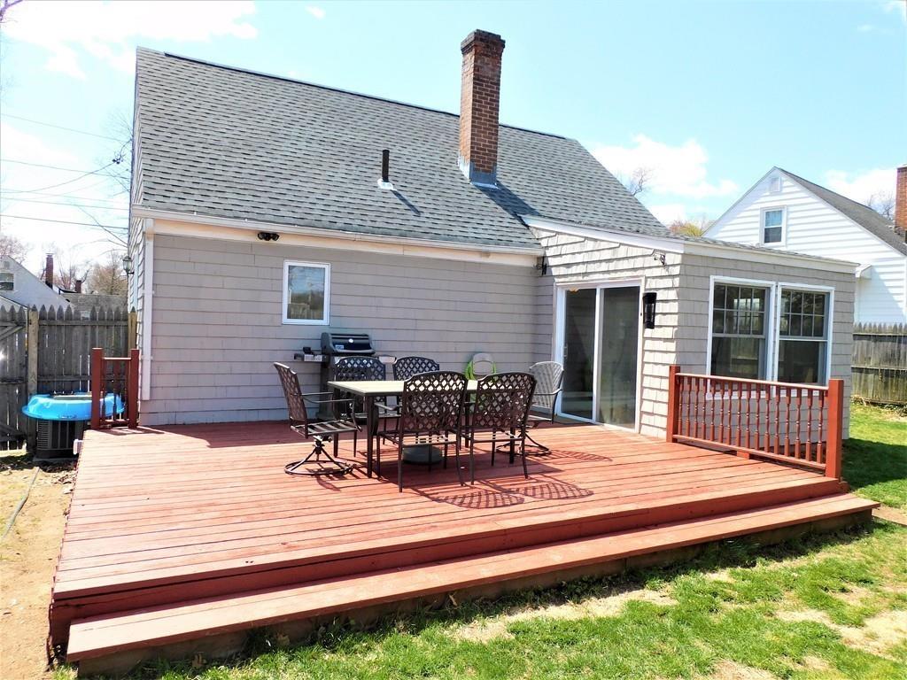 94 Surrey Road Springfield, MA 01118 - Photo 8 of 36 a view of a house with sitting area
