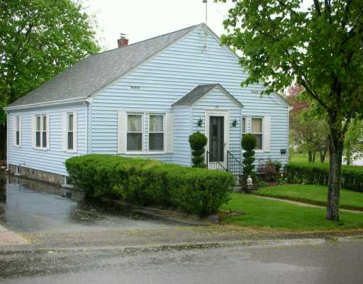 23 Lydia Avenue Woonsocket, RI 02895 - Photo 2 of 3 Exterior Front.