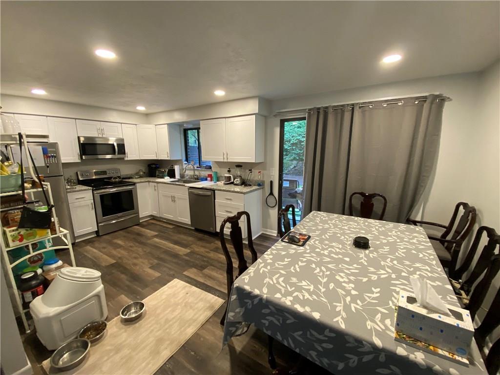 97 A Locust Ridge Drive Pittsburgh, PA 15209 - Photo 6 of 12 Gallery Image 6
