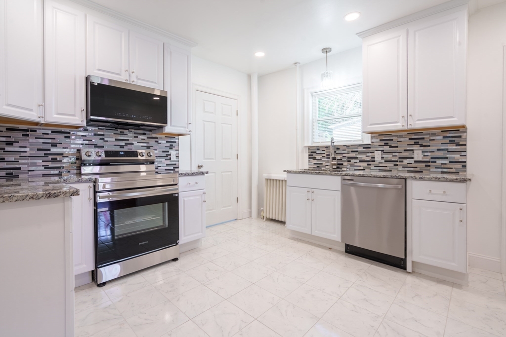 10 Walnut Street Ware, MA 01082 - Photo 9 of 28
